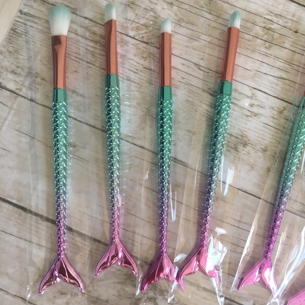 🎉HOST PICK X2🎉🧜🏻♀️Mermaid Makeup Brushes Set - Picture 4 of 7
